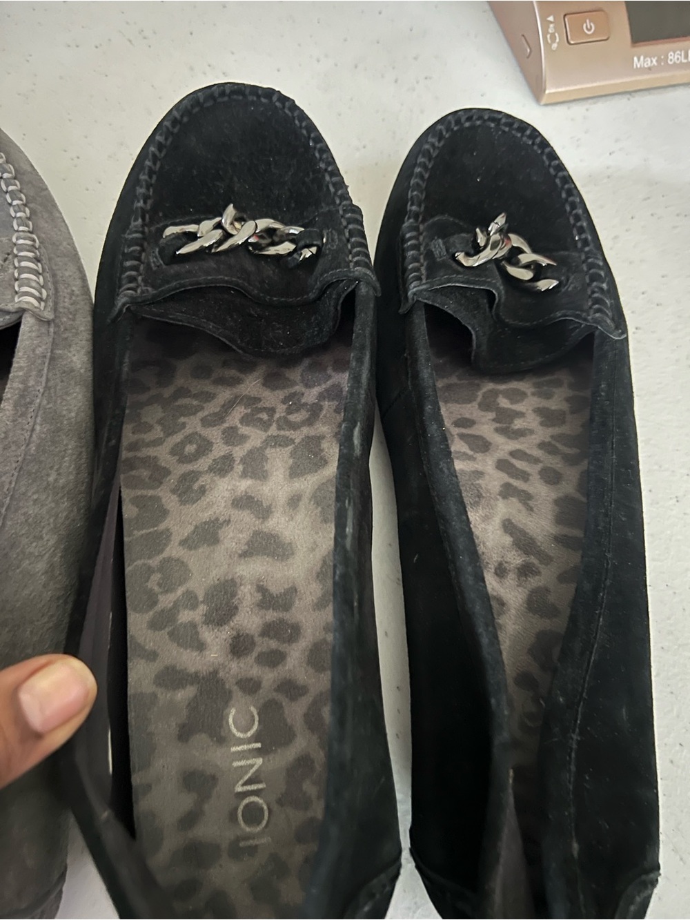 Vionic Mesa Lot Of 2 gray/Black suede Women’s Flats loafers Size 12 Comfort - Picture 10 of 11